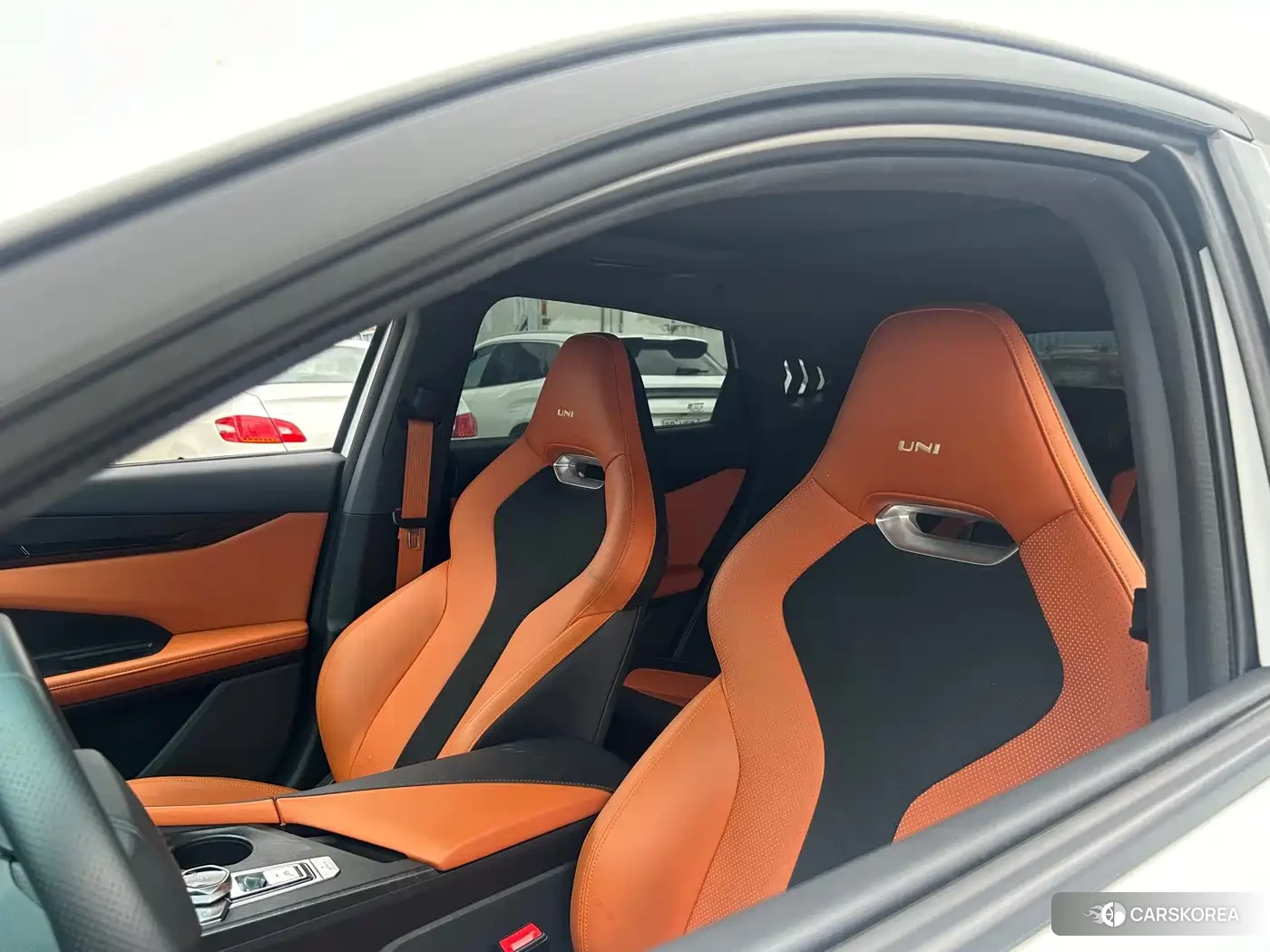 Chang'an Changan UNI-V id 4570438 из Китая 19