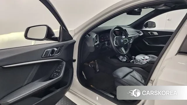 BMW 1 Series (F40) id 3372966 из Кореи 20