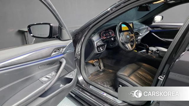 BMW 5 Series (G30) id 4268691 из Кореи 38