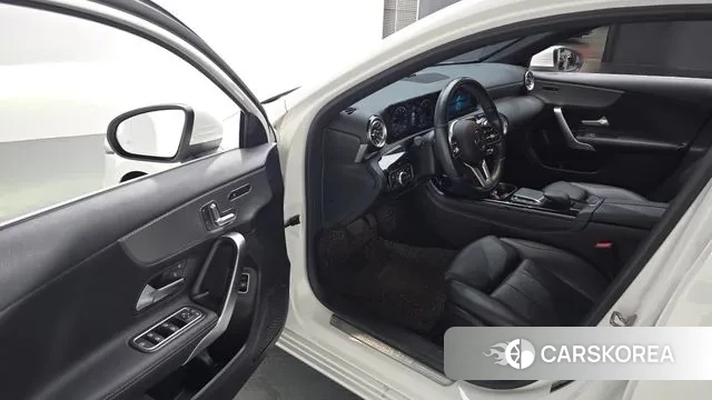 Mercedes-Benz A-Class W177 id 3181642 из Кореи 20