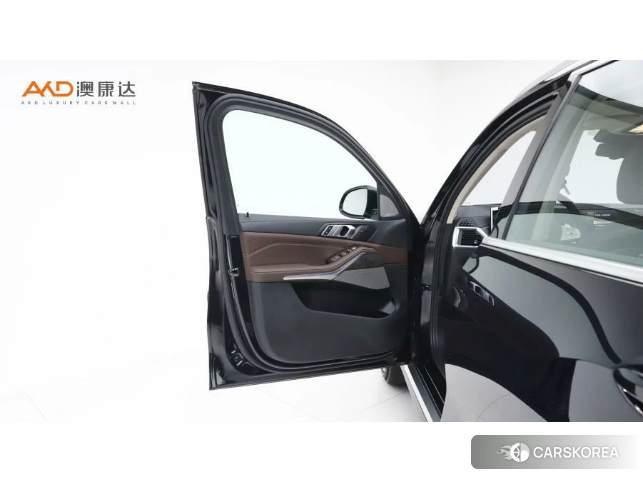 BMW X5 id 4420433 из Китая 10