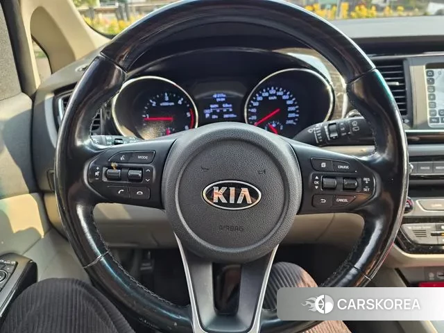 Kia The New Carnival id 3494742 из Кореи 20