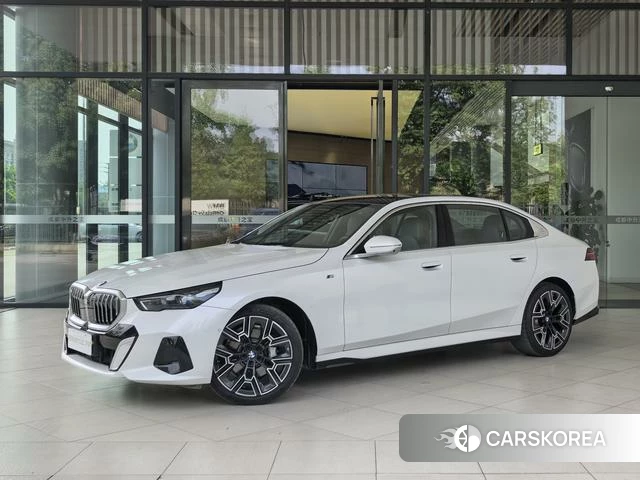 BMW 5 series id 4299508 из Китая 12