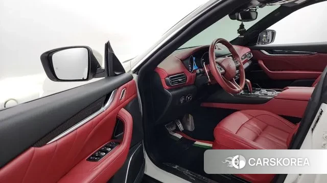 Maserati Levante id 2970937 из Кореи 20