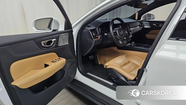 Volvo V60 Cross-Country 2nd Generation id 4231919 из Кореи 20