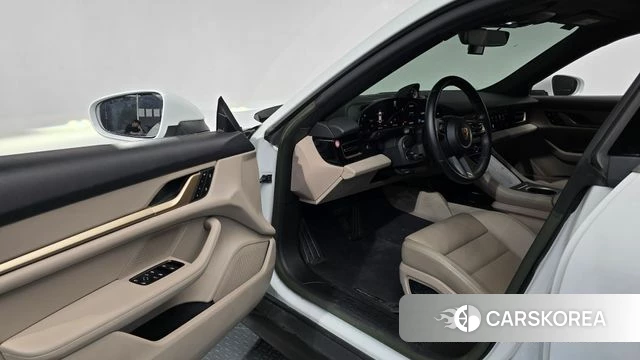 Porsche Taycan id 4230867 из Кореи 35