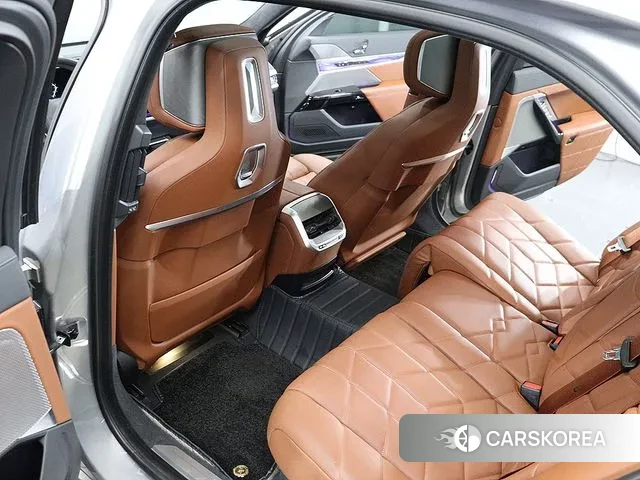 BMW 7 Series (G70) id 3261518 из Кореи 20