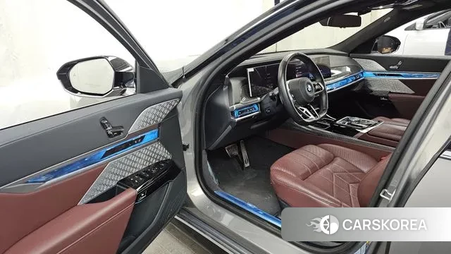 BMW i7 (G70) id 3614747 из Кореи 20