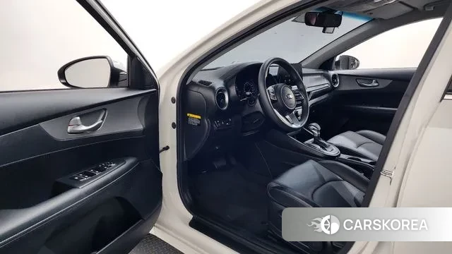 Kia Come New K3 id 3727935 из Кореи 20