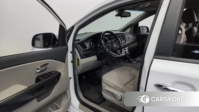 Kia The New Carnival id 3599019 из Кореи 20