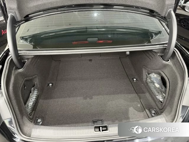 Audi A4L id 4260704 из Китая 17