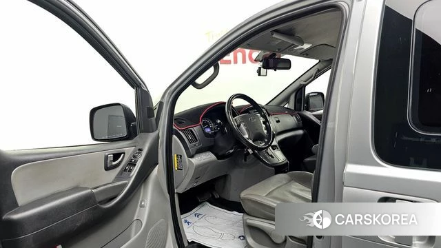 Hyundai The New Grand Starex id 4397827 из Кореи 20