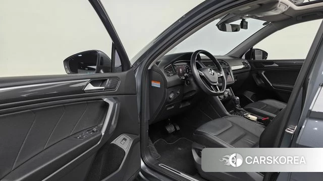 Volkswagen Tiguan Allspace id 4698857 из Кореи 34