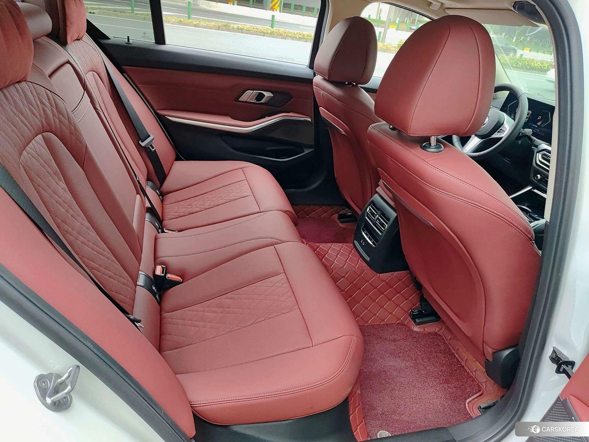 BMW 3 series id 4473956 из Китая 11