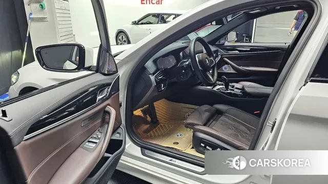 BMW 5 Series (G30) id 3036686 из Кореи 20