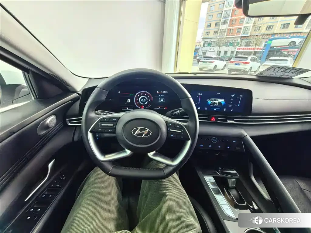 Hyundai Elantra id 4664463 из Китая 21