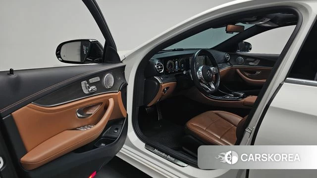 Mercedes-Benz E-Class W213 id 4019638 из Кореи 20