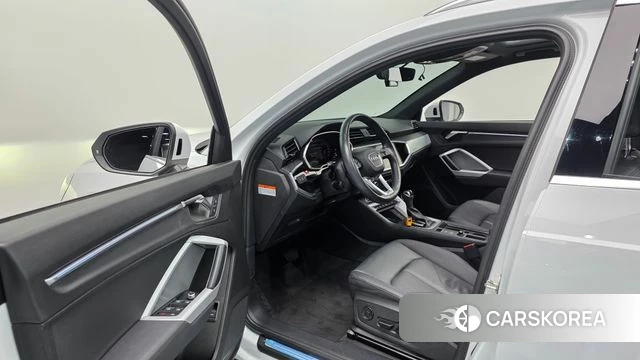 Audi Q3 (F3) id 3922269 из Кореи 20