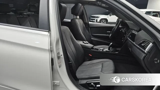 BMW 3 Series (F30) id 3766486 из Кореи 20