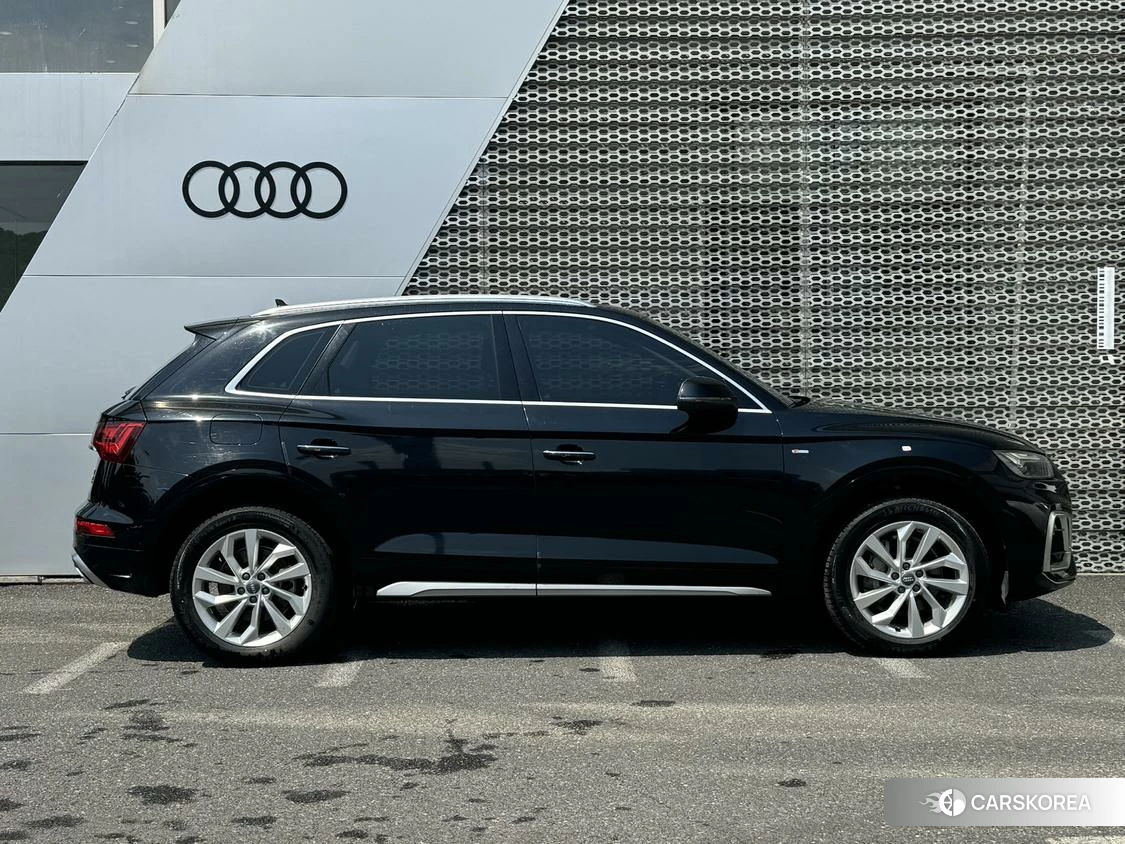 Audi Q5L id 4407451 из Китая 15