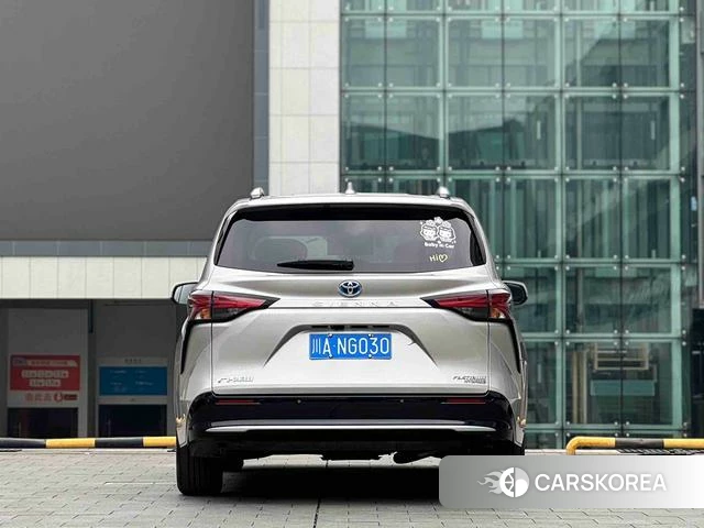 Toyota Saina id 4261003 из Китая 16