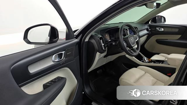 Volvo XC40 id 4591897 из Кореи 34