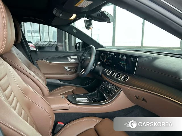 Mercedes-Benz E-class id 4257911 из Китая 18