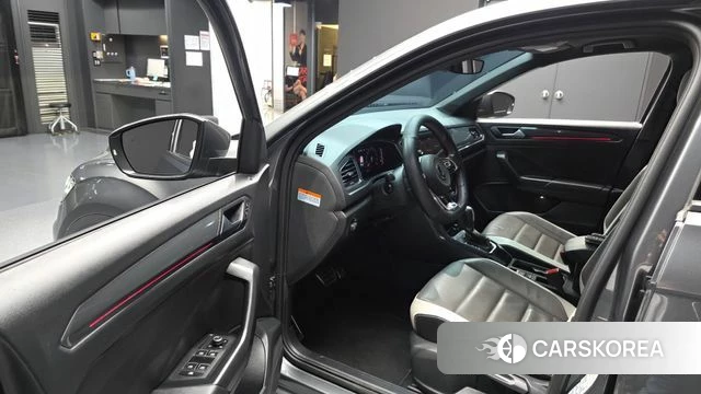 Volkswagen T-Roc id 4524811 из Кореи 32