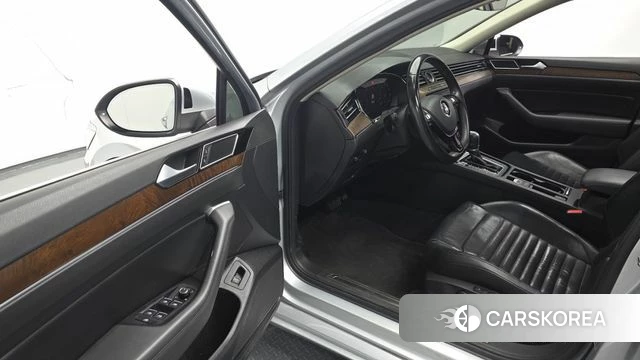 Volkswagen Passat GT (B8) id 4339765 из Кореи 20