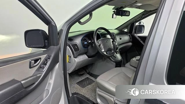 Hyundai The New Grand Starex id 4581258 из Кореи 20