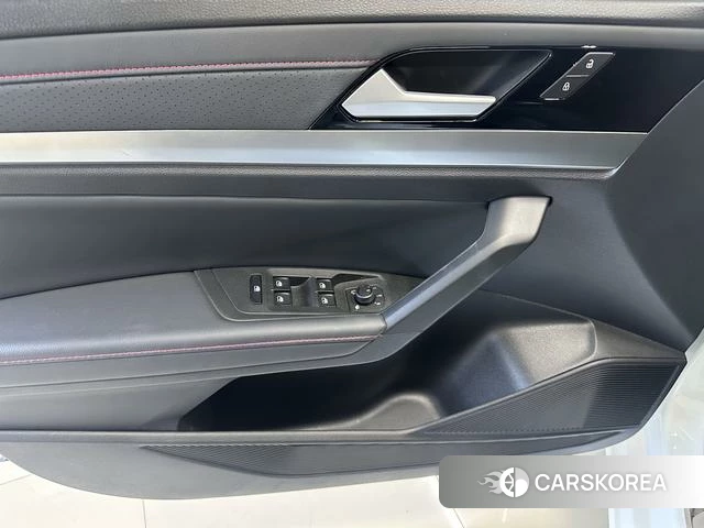Volkswagen Lavida id 4353630 из Китая 17