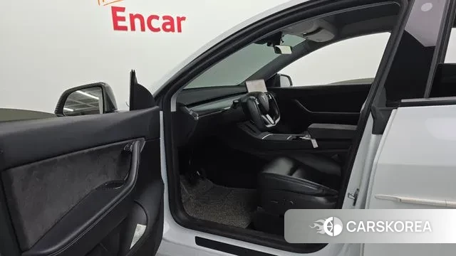 Tesla Model Y id 3463696 из Кореи 20