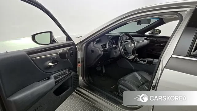 Lexus ES300h 7th generation id 3023864 из Кореи 20