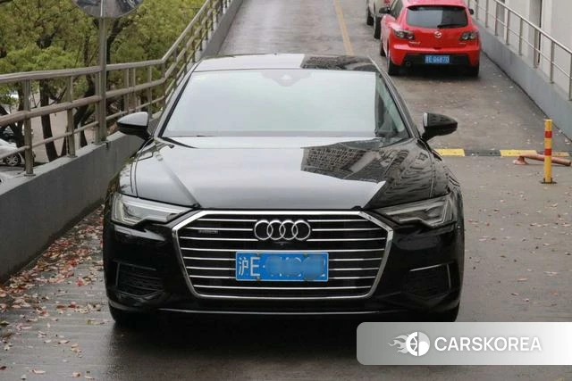 Audi A6L id 4258368 из Китая 16
