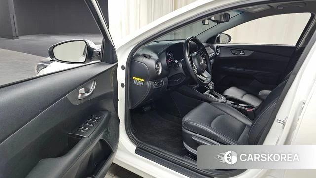 Kia Come New K3 id 3965378 из Кореи 20