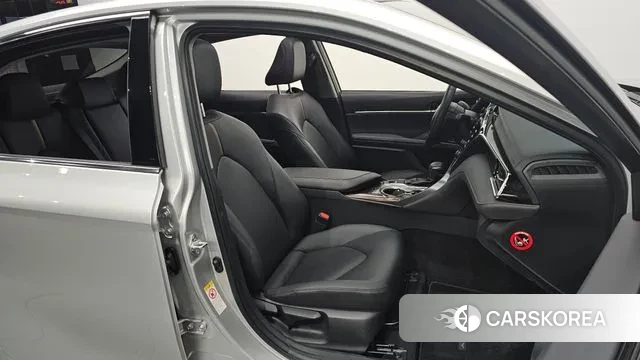 Toyota Camry (XV70) id 3583561 из Кореи 20