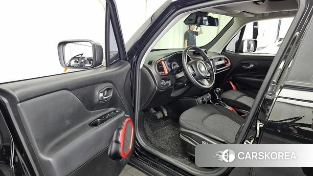 Jeep Renegade id 4794797 из Кореи 20