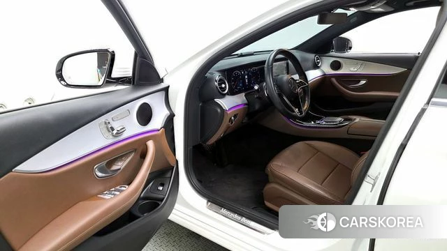 Mercedes-Benz E-Class W213 id 3852761 из Кореи 20