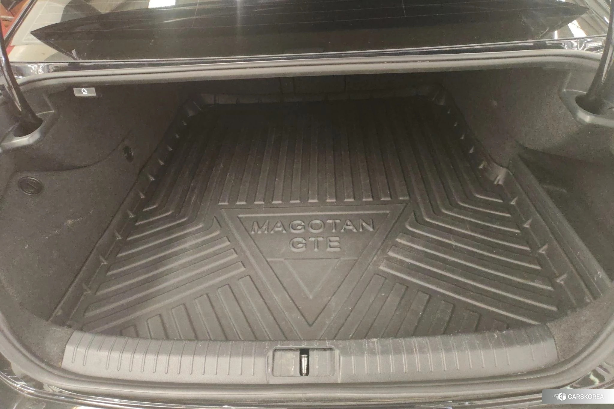 Volkswagen Magotan PHEV id 4454387 из Китая 17