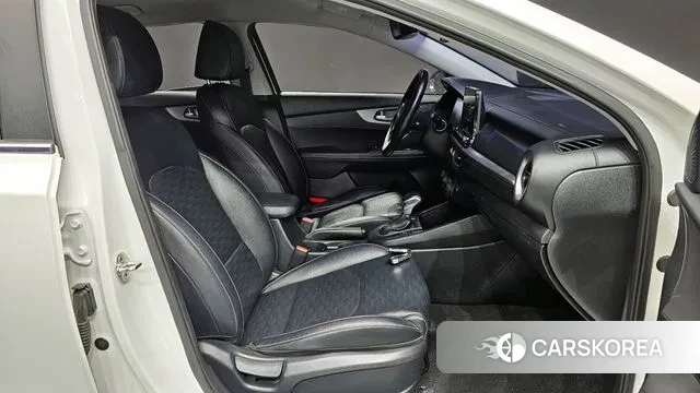 Kia Come New K3 id 3661707 из Кореи 20