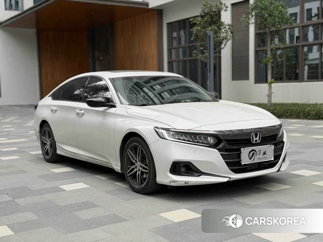 Honda Accord id 3907819 из Китая 10