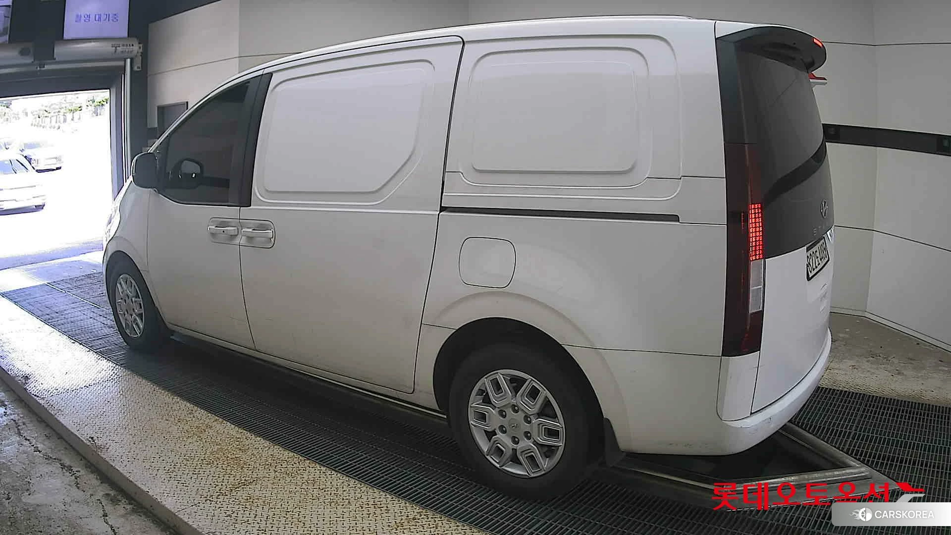 Hyundai Staria id 4669113 из Кореи 37