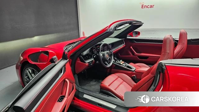 Porsche 911(992) id 4416510 из Кореи 30