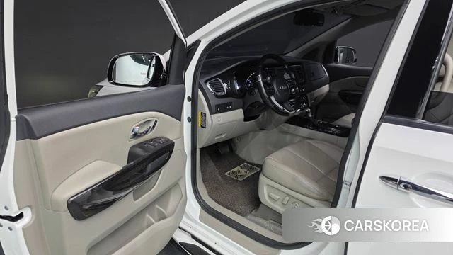 Kia The New Carnival id 4482994 из Кореи 31