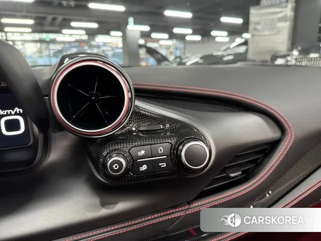 Ferrari F8 Spider id 3463780 из Кореи 18