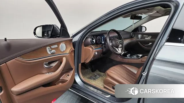 Mercedes-Benz E-Class W213 id 3646653 из Кореи 20