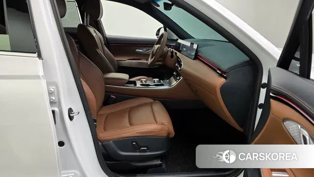 Genesis GV70 id 3382829 из Кореи 20