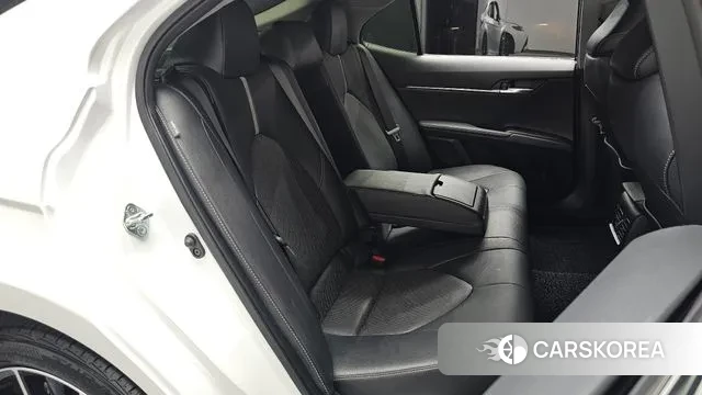 Toyota Camry (XV70) id 2968732 из Кореи 20