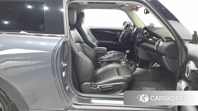 Mini Cooper S id 4397437 из Кореи 20