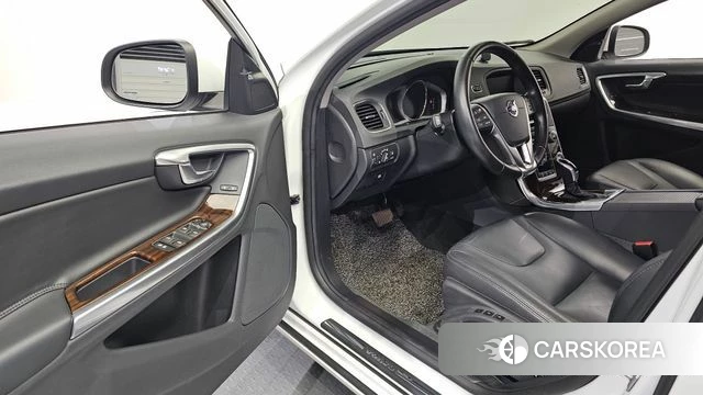 Volvo S60 id 4728257 из Кореи 33